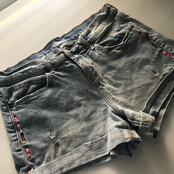 Old Navy Boyfriend Shorts - Picture 3 of 5